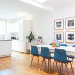 Rent 2 bedroom apartment of 88 m² in Berlin