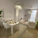 Rent 4 bedroom apartment of 80 m² in Barcelona