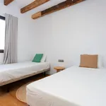 Alquilo 4 dormitorio apartamento de 70 m² en Barcelona