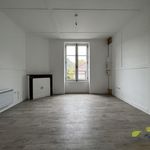 Rent 2 bedroom apartment of 33 m² in DE NOBLAT