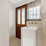 Rent 2 bedroom apartment in Adelaide