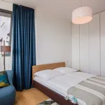 Miete 1 Schlafzimmer wohnung von 61 m² in Berlin