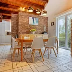 Rent 5 bedroom house of 1909 m² in Ronquières