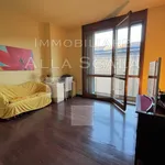 Rent 6 bedroom apartment of 250 m² in Milano