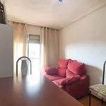 Rent a room of 75 m² in madrid