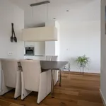 Huur 3 slaapkamer appartement van 132 m² in Amsterdam