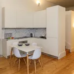 Rent 2 bedroom apartment in Porto