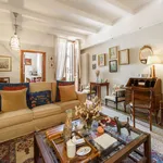 Rent 1 bedroom apartment of 70 m² in Florence