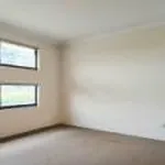 Rent 3 bedroom house in Wellard