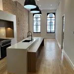 Rent 2 bedroom apartment of 1500 m² in Manhattan