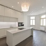 Pronajměte si 1 ložnic/e byt o rozloze 137 m² v Prague