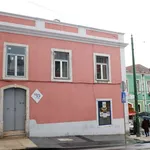 Rent 1 bedroom apartment of 40 m² in lisbon