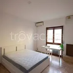 Rent 4 bedroom apartment of 100 m² in Milano