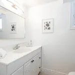 Appartement de 1582 m² avec 3 chambre(s) en location à Toronto (Danforth Village-East York)