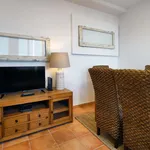 Rent 5 bedroom apartment of 100 m² in Lisboa