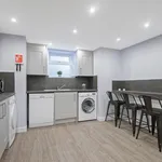 Rent 6 bedroom house in Leeds