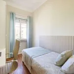 Rent a room in lisbon