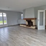 Maison de 117 m² avec 4 chambre(s) en location à Romagné