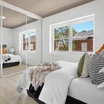 Rent 2 bedroom apartment in Coogee