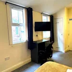 Rent 6 bedroom house in North East England