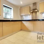 Rent 2 bedroom flat in Enfield