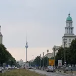 Rent 2 bedroom apartment of 71 m² in Berlin