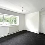 Rent 3 bedroom flat in South East England