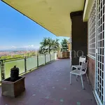 Rent 7 bedroom house of 250 m² in Roma