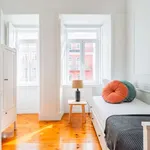 Rent 3 bedroom apartment in lisbon