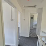 Rent 3 bedroom apartment in Wales