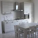 Rent 4 bedroom apartment of 90 m² in Gallipoli