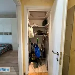 Affitto 2 camera appartamento di 75 m² in Genoa