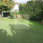 Rent 4 bedroom house of 176 m² in Montignoso