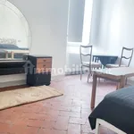 Rent 1 bedroom apartment of 90 m² in Florence