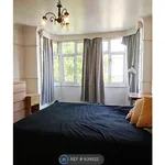 Rent 3 bedroom house in London