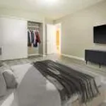 Appartement de 322 m² avec 1 chambre(s) en location à Edmonton