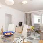 Miete 2 Schlafzimmer wohnung von 840 m² in vienna