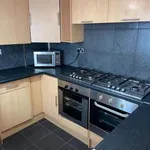 Rent 6 bedroom house in Swansea