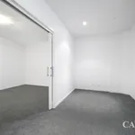 Rent 2 bedroom apartment in St Kilda