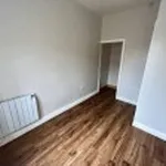 Rent 2 bedroom flat in North East Derbyshire