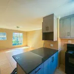 Rent 2 bedroom apartment in Roodepoort