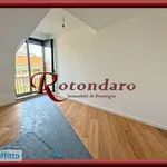 Rent 3 bedroom apartment of 70 m² in Milan