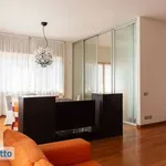 Rent 4 bedroom apartment of 200 m² in Milan