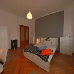 Rent a room in padua