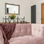 Rent 3 bedroom flat of 1195 m² in Bath