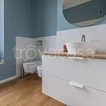 Rent 3 bedroom apartment of 130 m² in Milano