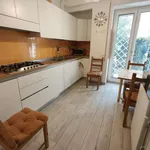 Rent a room of 120 m² in rome