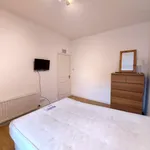 Rent 2 bedroom flat in Aberdeen