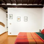 Rent 1 bedroom apartment in Florence