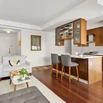 Rent 1 bedroom apartment of 77 m² in Manhattan